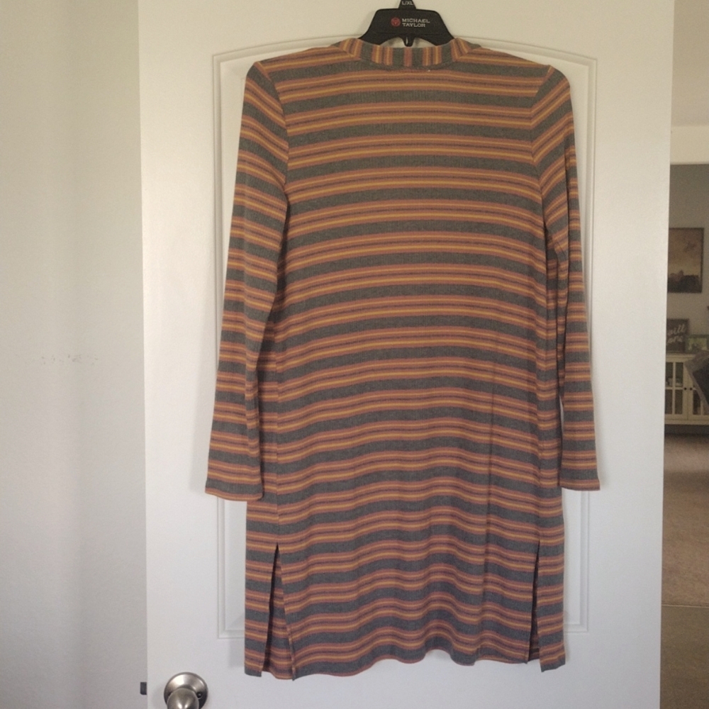 Cardigan - Picture 2 of 3